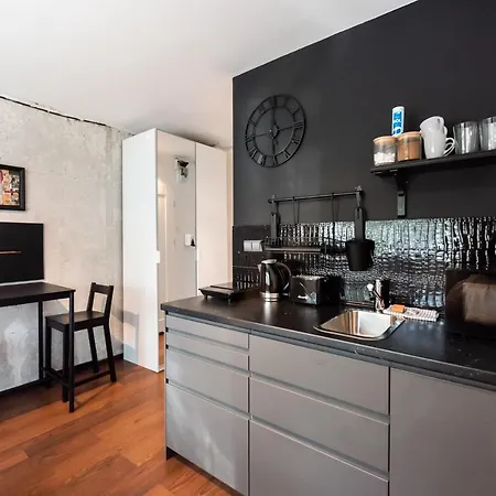 Ochota Funky Studio Apartment
